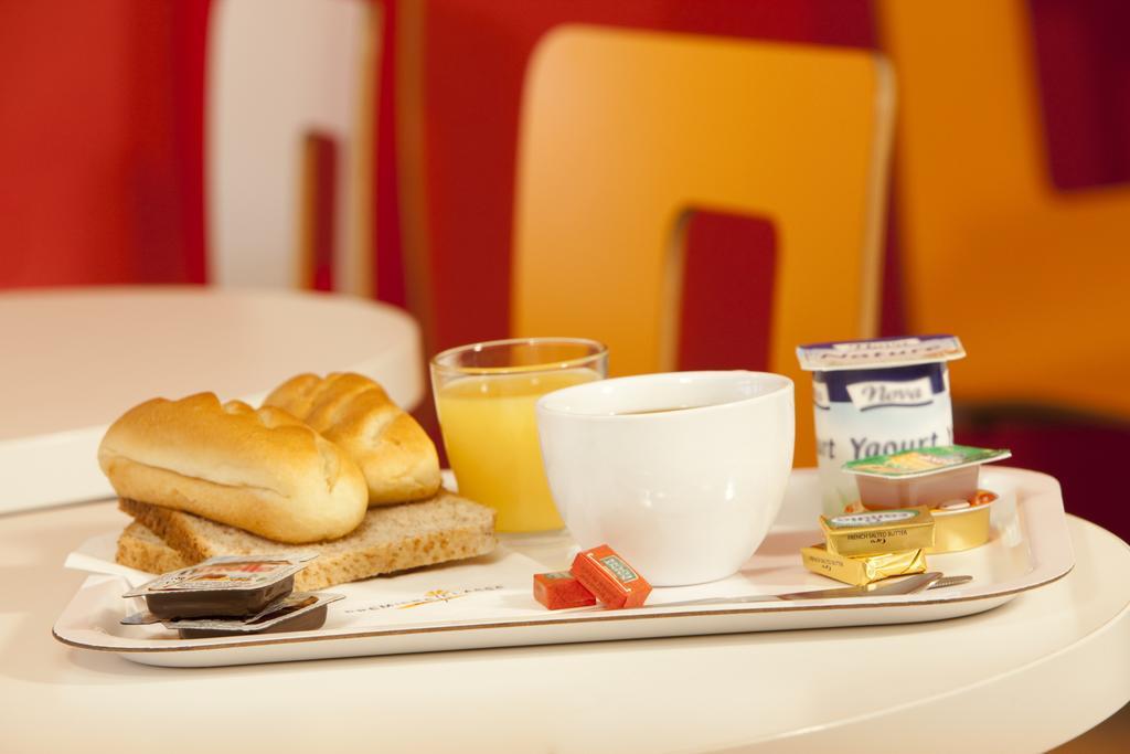 Hotel Heco Lyon Sud Vienne Экстерьер фото