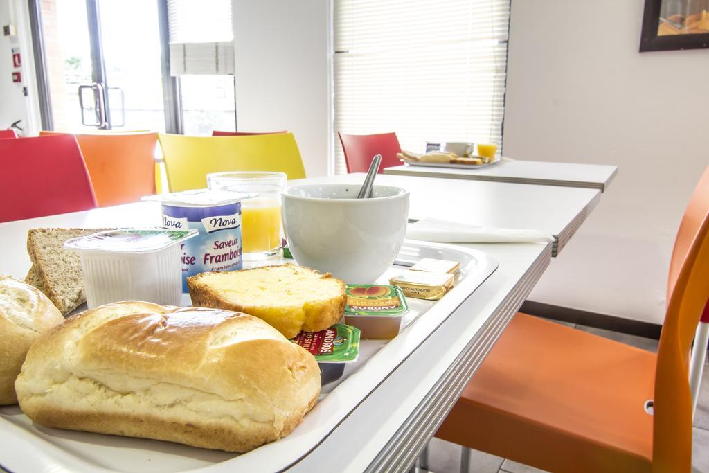 Hotel Heco Lyon Sud Vienne Экстерьер фото