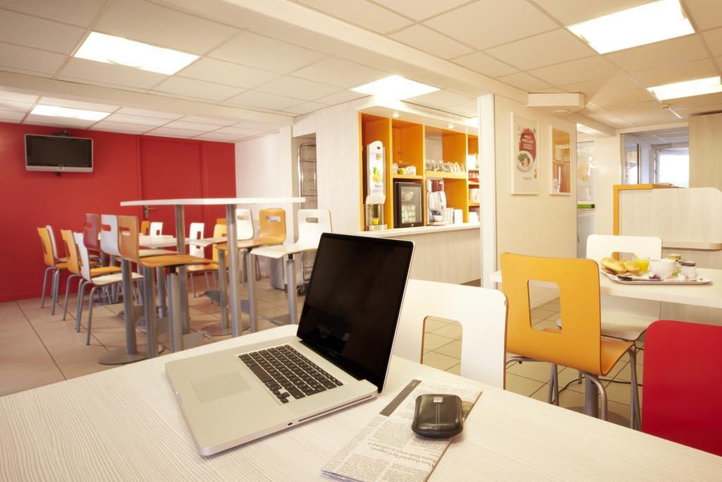 Hotel Heco Lyon Sud Vienne Экстерьер фото
