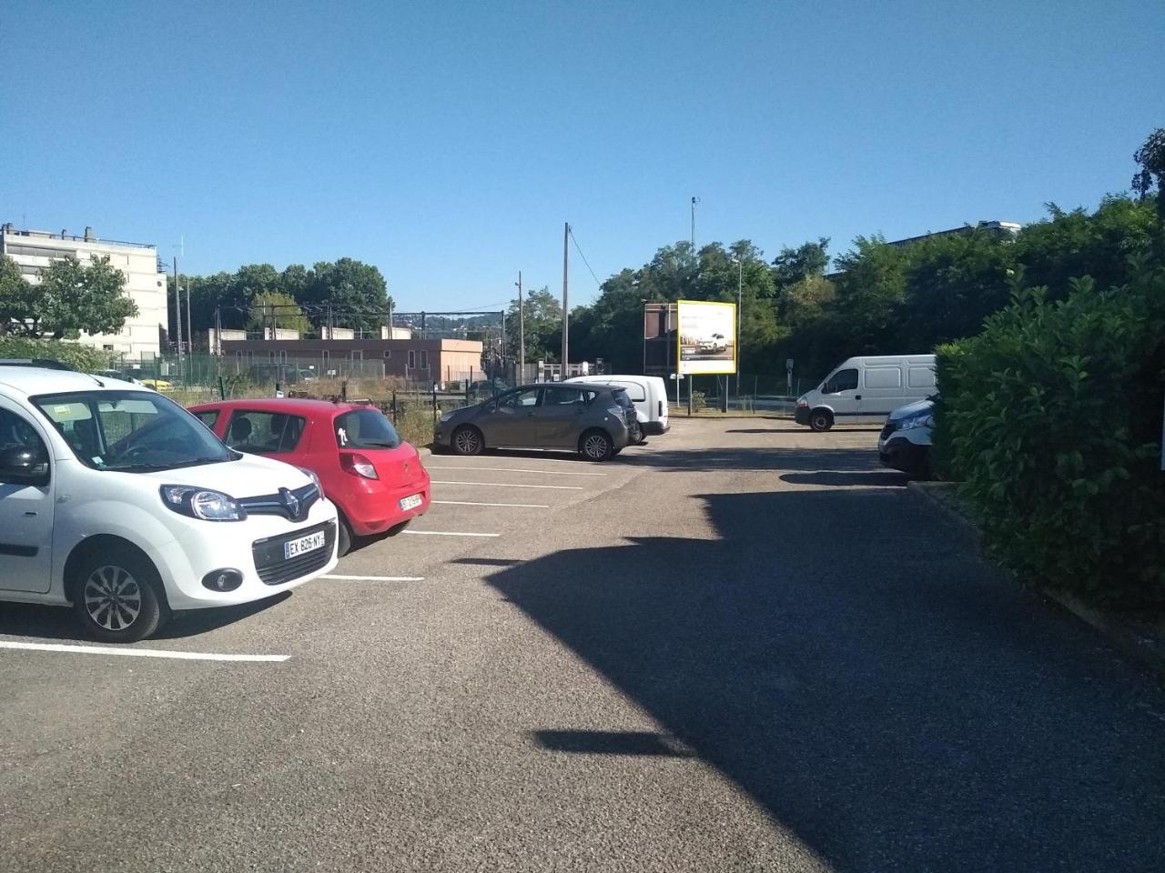 Hotel Heco Lyon Sud Vienne Экстерьер фото